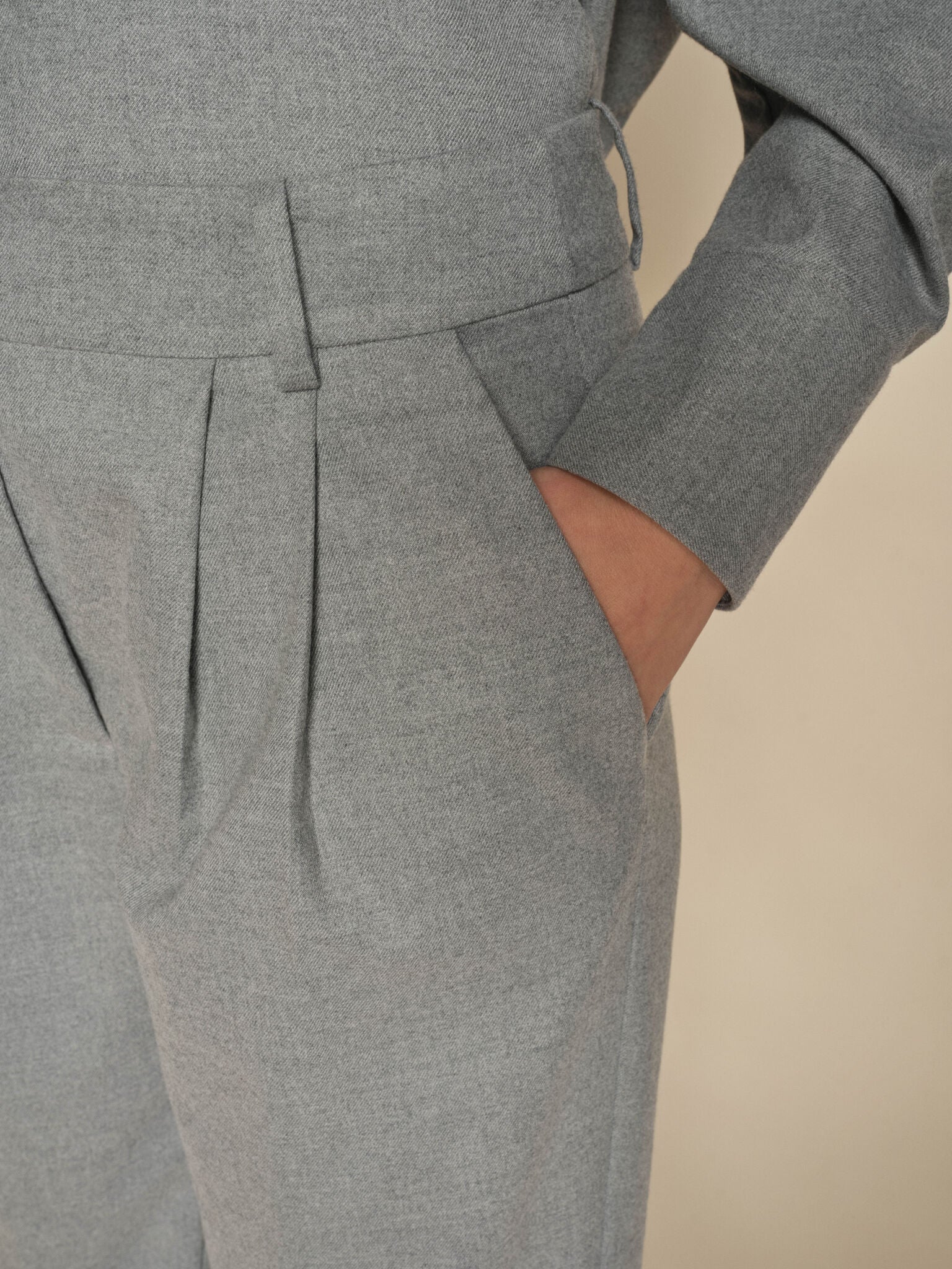 Modelshot / Sharkskin / Detail